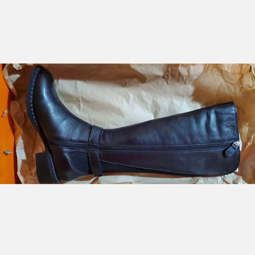 MSRP$229 Gentle Souls Women's Brinley Leather Comfort Knee-High Boots Size 7.5US
